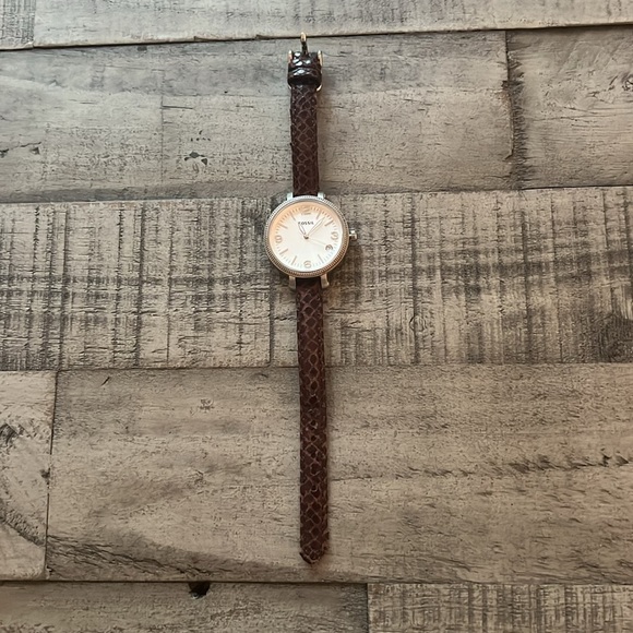 Fossil Brown Leather Watch with Silver Case and White Dial - Picture 2 of 3